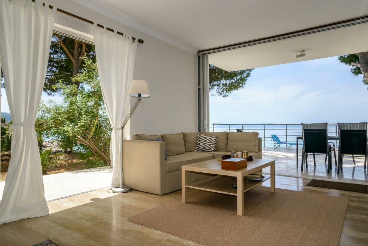 Avía Naftilos Blue View Retreat מראה חיצוני תמונה