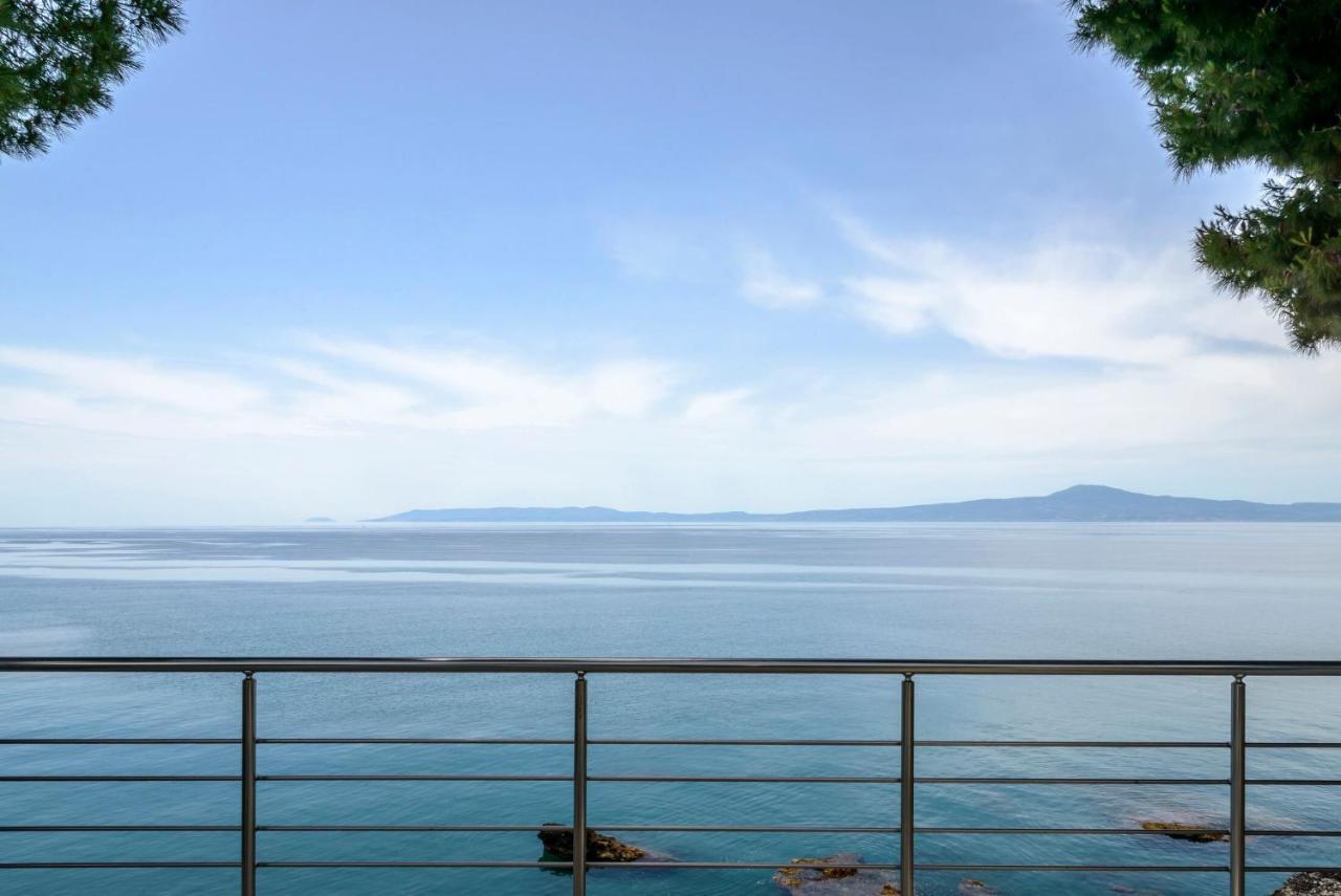 Avía Naftilos Blue View Retreat מראה חיצוני תמונה